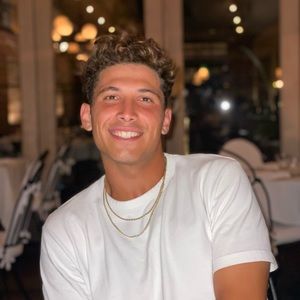 Meet your Posher, Athanasios